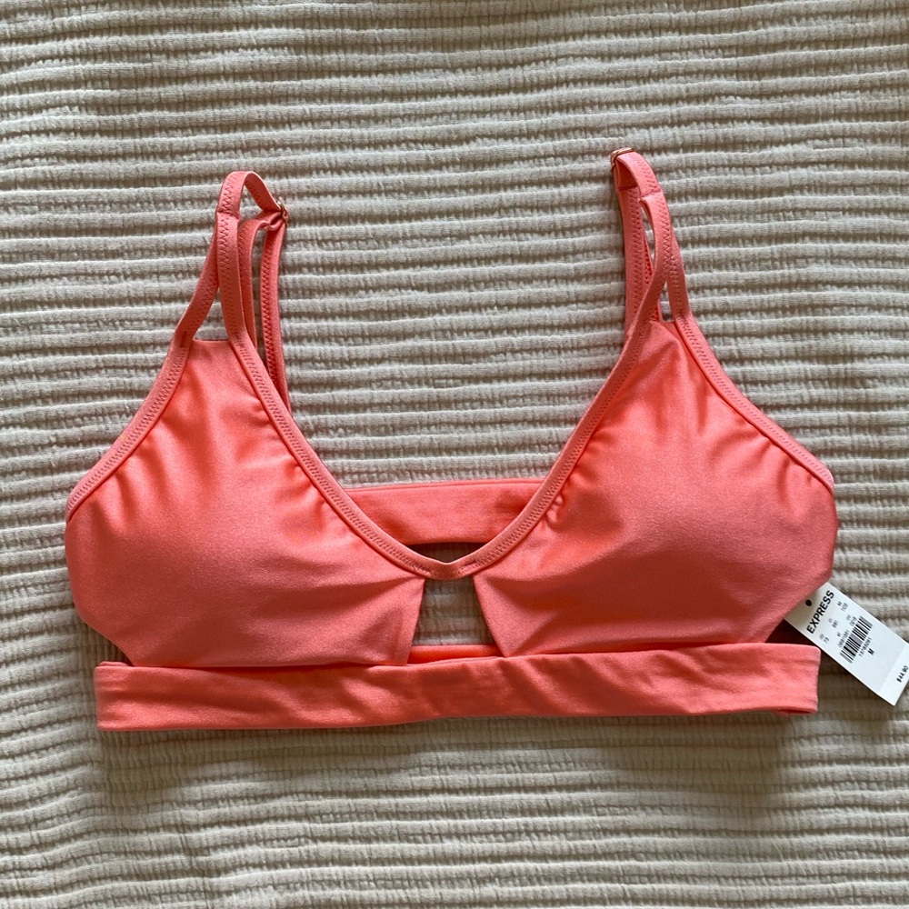 NWT Express Bikini Top SzM